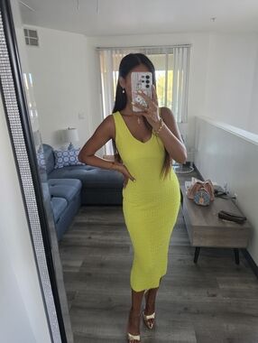 Zara Neon Yellow Textured One-Shoulder Bodycon Dress